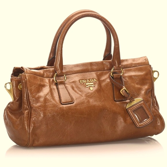 PRADA VITELLO SHINE SATCHEL COMES WITH UNBRANDED GOLD CHAIN - Picture 1 of 6